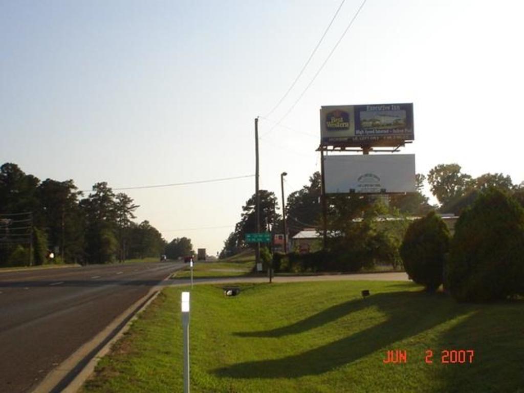 Photo of a billboard in New London