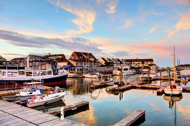 Salem Massachusetts taxi ads